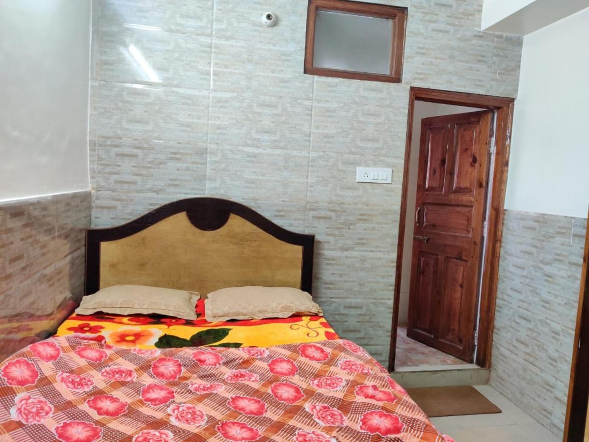 Mehdudia Guest House Shimla Luaran gambar